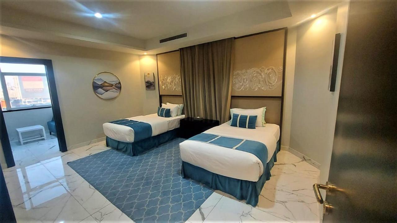 Royal Boutique Hotel Khamis Mushait Exterior photo